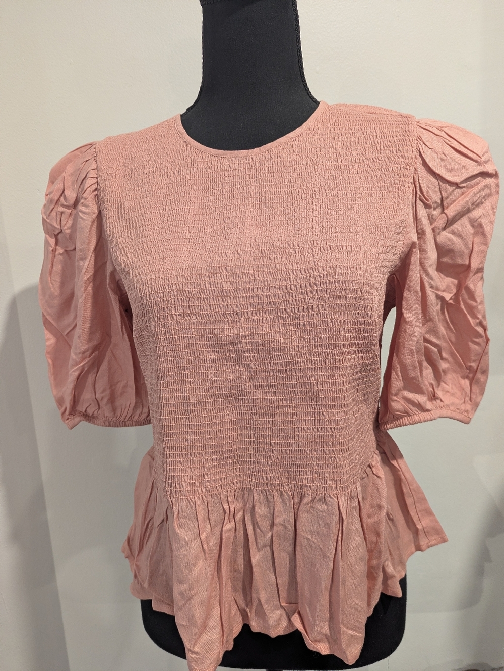 Express Blush Pink Smocked Peplum Top with Puff Sleeves NWT Size M